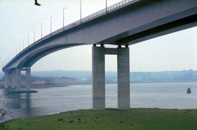 ΚΙΝΑ Δέκα μέτρα πλάτος ατσάλινη δομική γέφυρα με αντοχή στον άνεμο τάξης 12 προμηθευτής