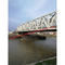 Γέφυρα Φαβιονίου ανάμεσα σε αστικές πολυκατοικίες προμηθευτής